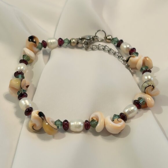 Popcorn Shell Bead & White Pearl Bracelet w/Garnets & Swarovski Crystals - Picture 2 of 3